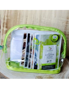 Pachet cu masca de fata, bandana cadou și geantă cosmetică
