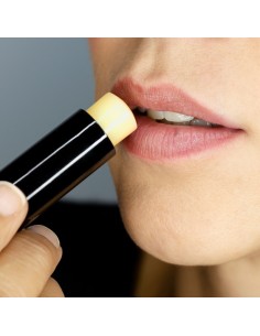 Chamäleon regenerierender Lippenbalsam mit Sheabutter 2